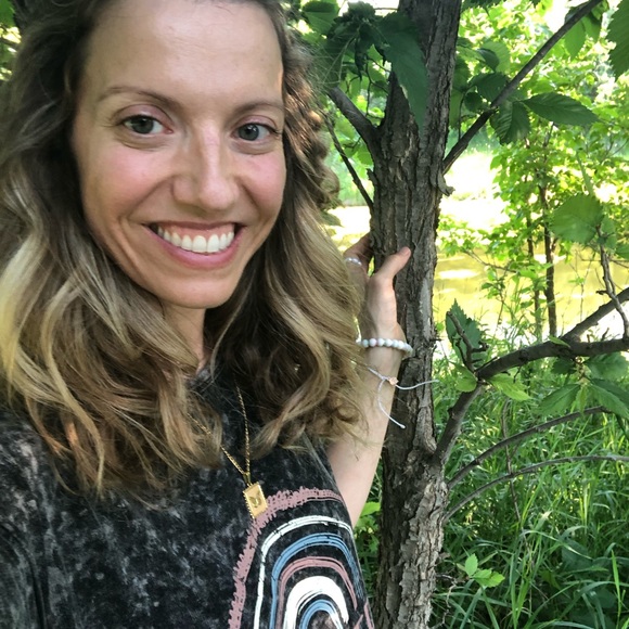 Meet your Posher, Karlee - Picture 1 of 1